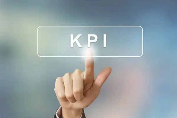 como medir la eficiencia operativa con kpis